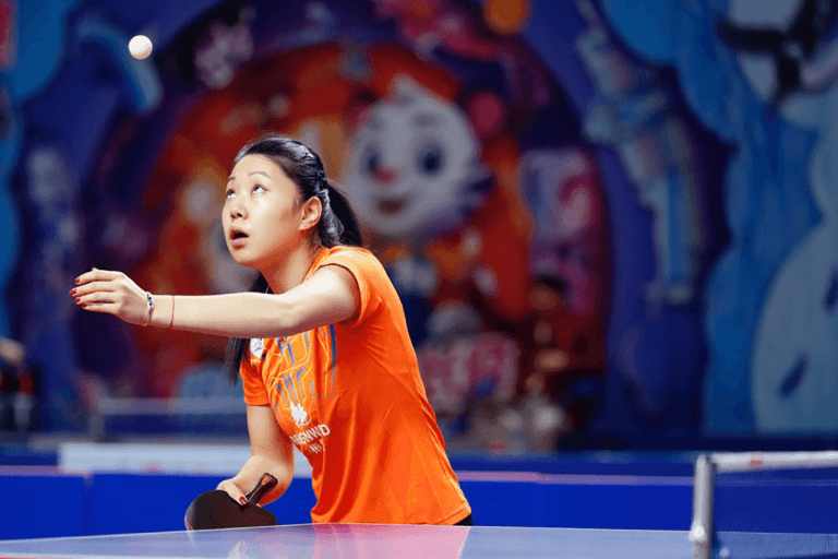 Lily-Zhang_Super-League_02